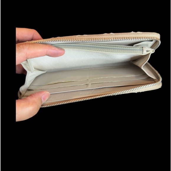 Zippy Long Wallet Embroidered Coco Chanel In Good Condition. - Picture 4 of 10